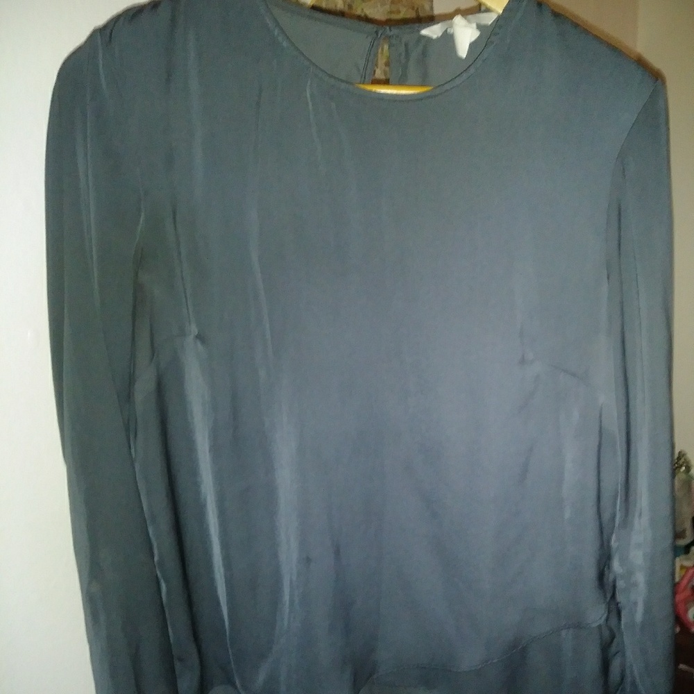 Gray Top for work. Long sleeve